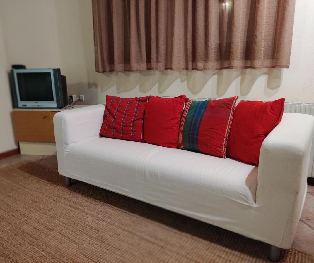 Klio Guesthouse Портарія Екстер'єр фото