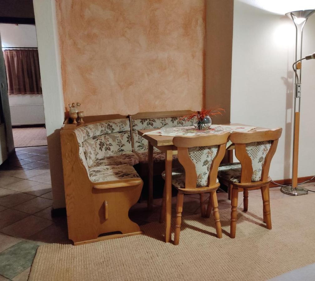 Klio Guesthouse Портарія Екстер'єр фото